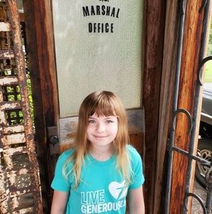 Meet your Posher, Lisa